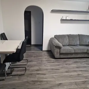 Gara De Nord Apartment