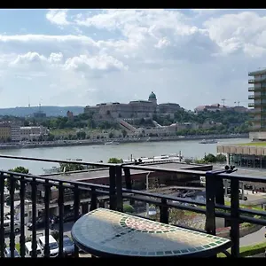 Jackquaters Apartament Budapesta